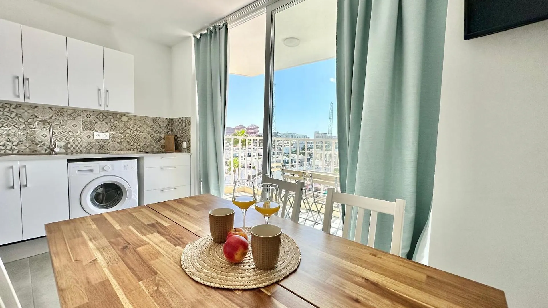 Torres De Yomely - Y4D Apartment Arona   Arona (Tenerife)