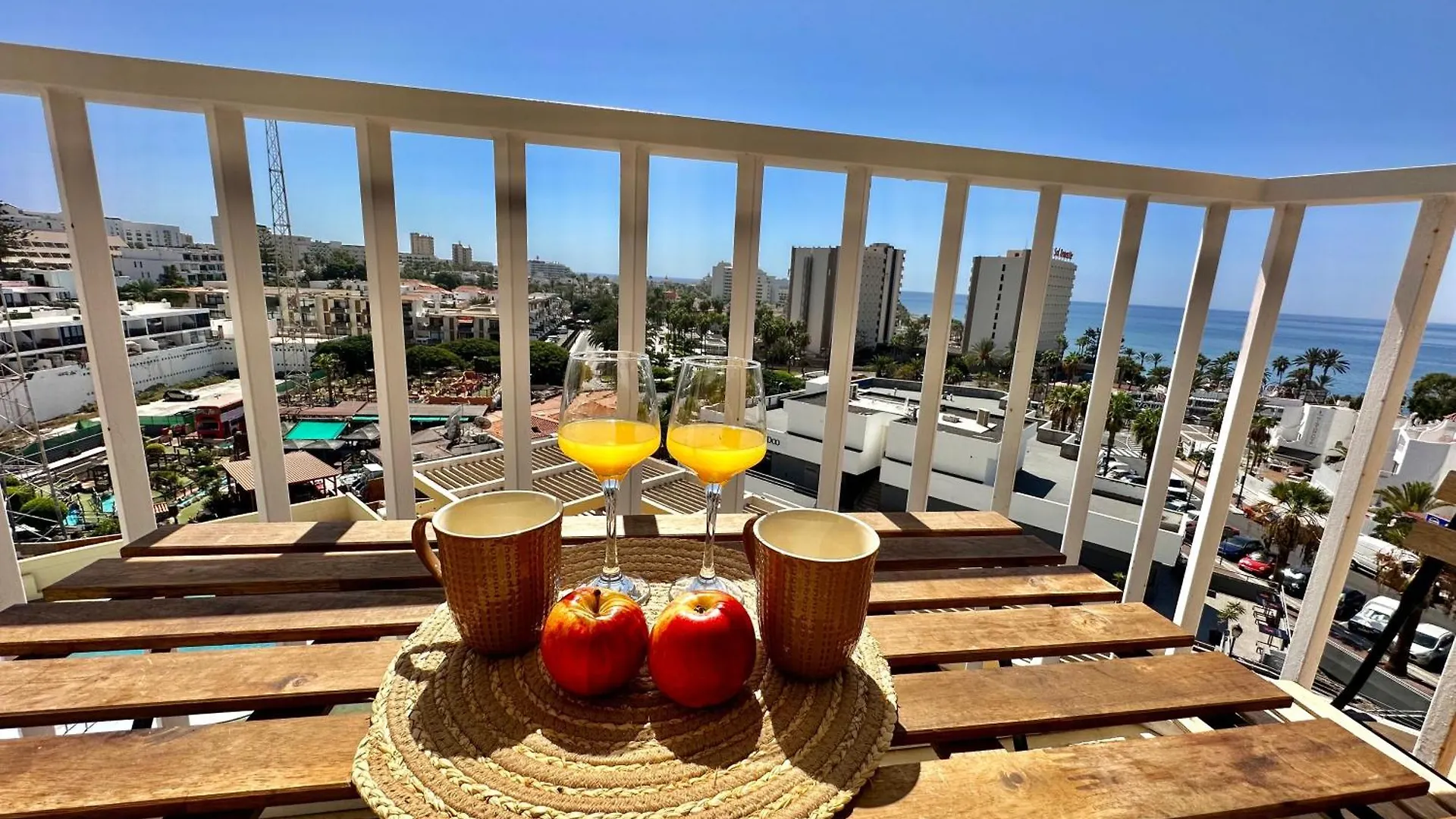 Torres De Yomely - Y4D Apartment Arona  0*, Arona (Tenerife) Spain