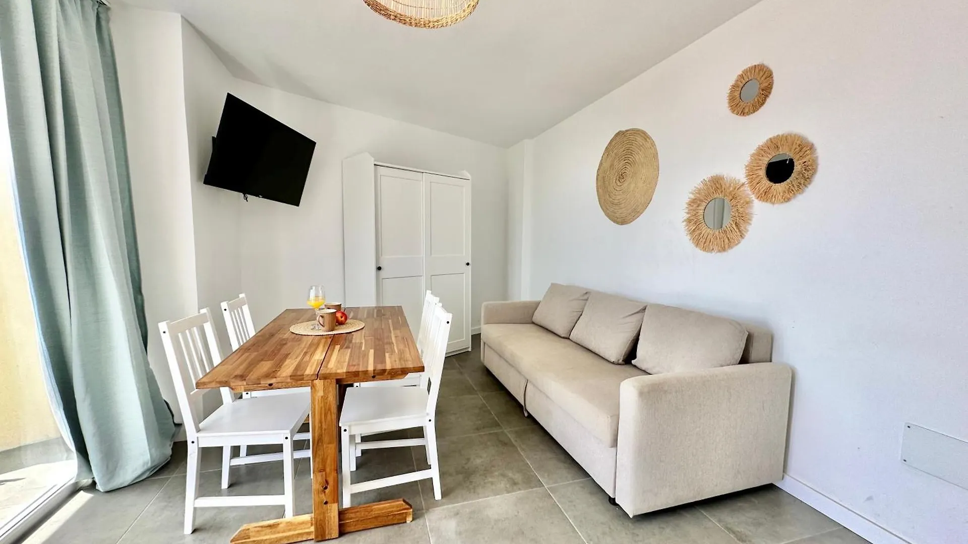 Torres De Yomely - Y4D Apartment Arona  0*, Arona (Tenerife) Spain