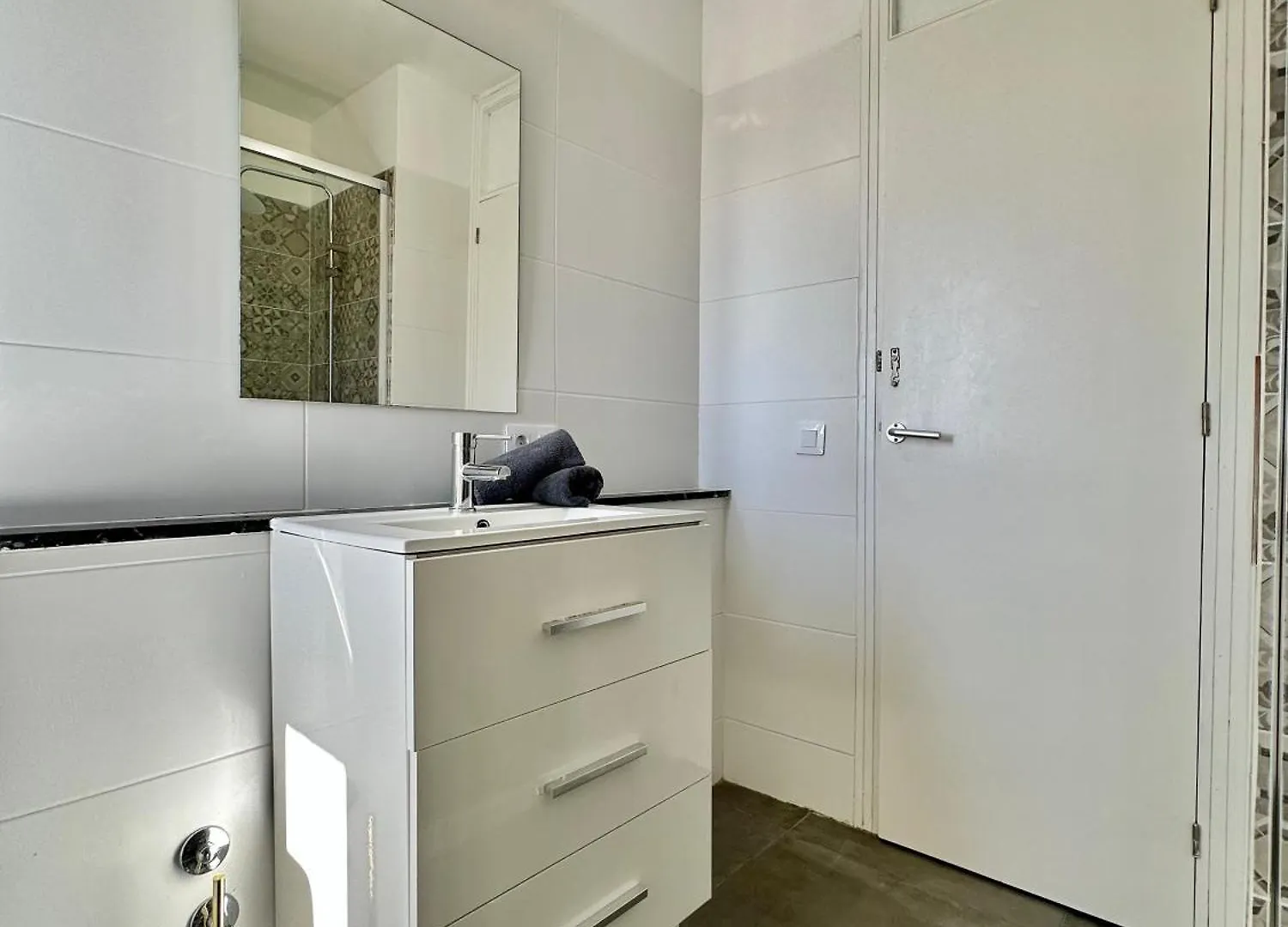 Torres De Yomely - Y4D Apartment Playa de las Americas  Spain